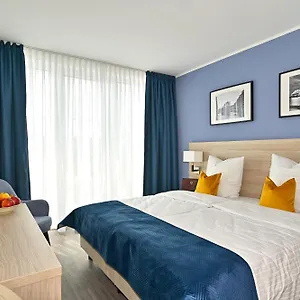 Hotel Hotelhafenwedel, Wedel